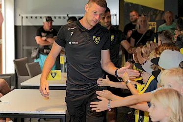 VVV-Venlo fan dag op zaterdag 5 augustus rondom Herman Teeuwen Memorial
