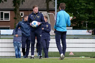 VVV-Venlo stelt Van Dijk en Humblet aan als nieuwe jeugdtrainers, Oosterbaan verlengt