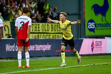 VVV-Venlo swingt met 3500ste competitiedoelpunt voorbij Jong FC Utrecht