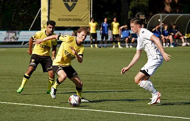 VVV-Venlo O21 start competitie met nederlaag tegen Vitesse