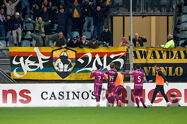 Smans kopt VVV-Venlo in slotfase naar gelijkspel op bezoek bij ADO