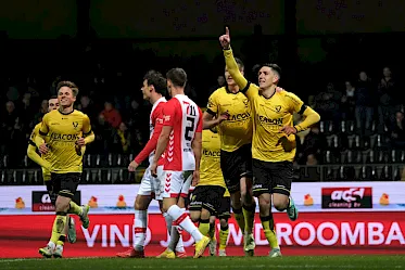 VVV-Venlo verslaat FC Emmen en pakt drie belangrijke punten