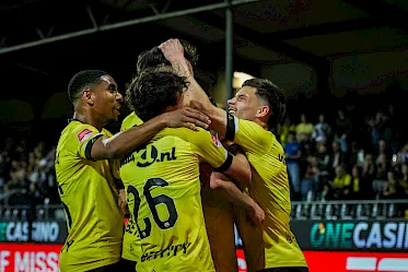 VVV-Venlo verslaat De Graafschap op heerlijke voetbalavond