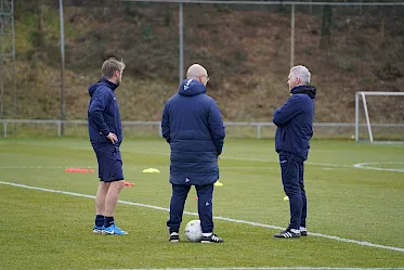 VVV-Venlo verlengt met assistent-trainers en voegt Buitenkamp en Staps toe aan technische staf