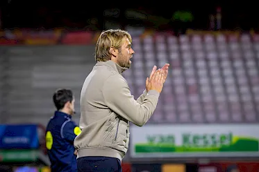 VVV-Venlo op bezoek bij FC Dordrecht, Rossen nog voor de groep