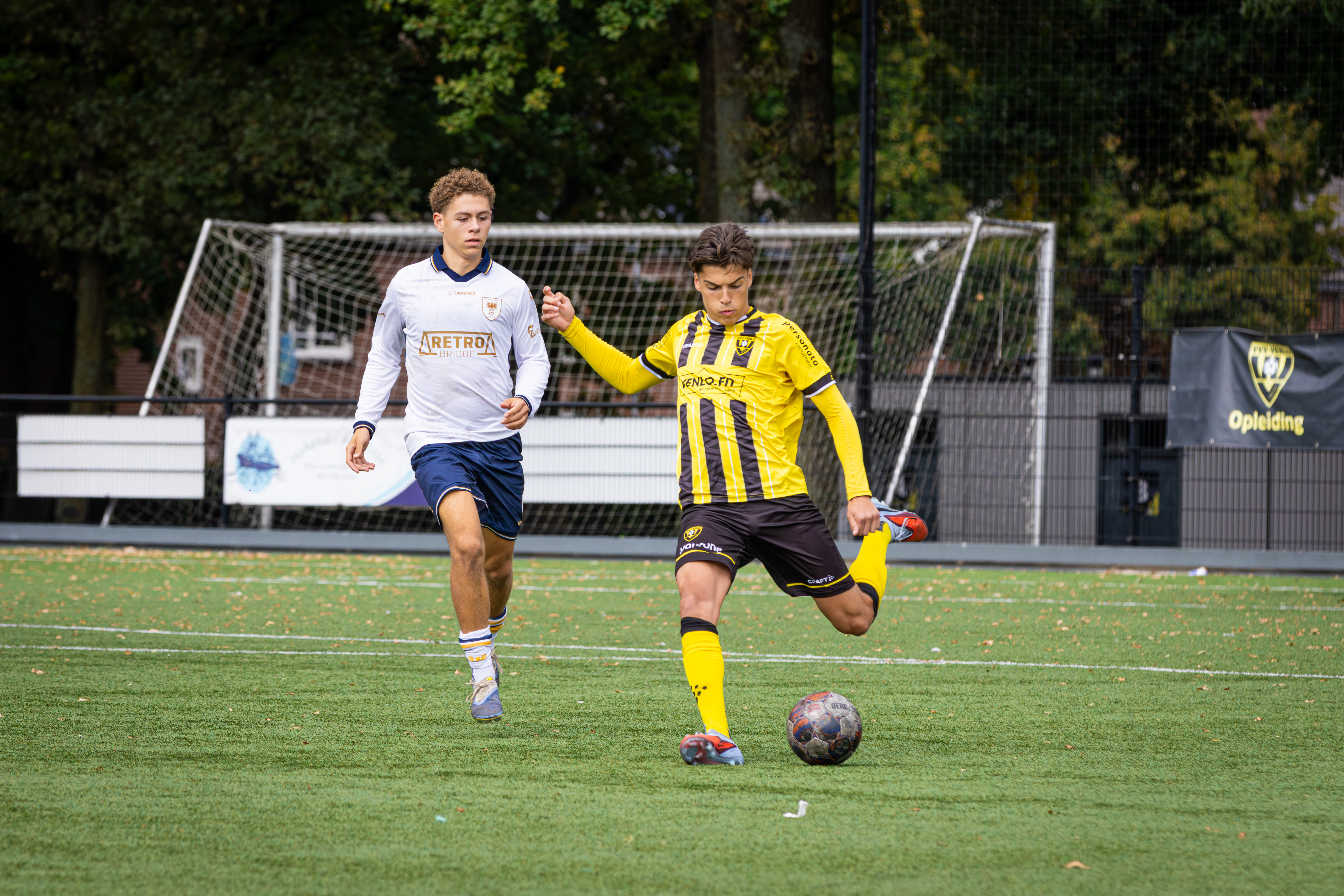 Jeugdspeler Milan Hendericks met Tsjechië naar WK O17