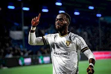 VVV-Venlo wint in blessuretijd op bezoek bij FC Den Bosch