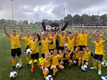 Meld je aan voor de VVV-Voetbalkampen in de Carnavalsvakantie!