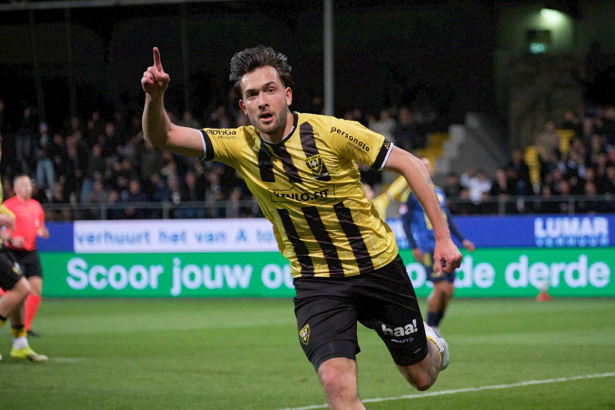 Stem nu op Dean Zandbergen als speler van het seizoen!