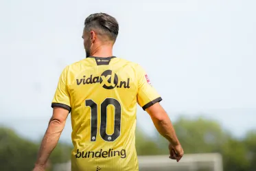 VVV-Venlo verliest doelpuntrijk duel van Victoria Köln
