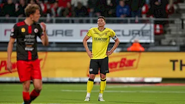 VVV onderuit tegen koploper