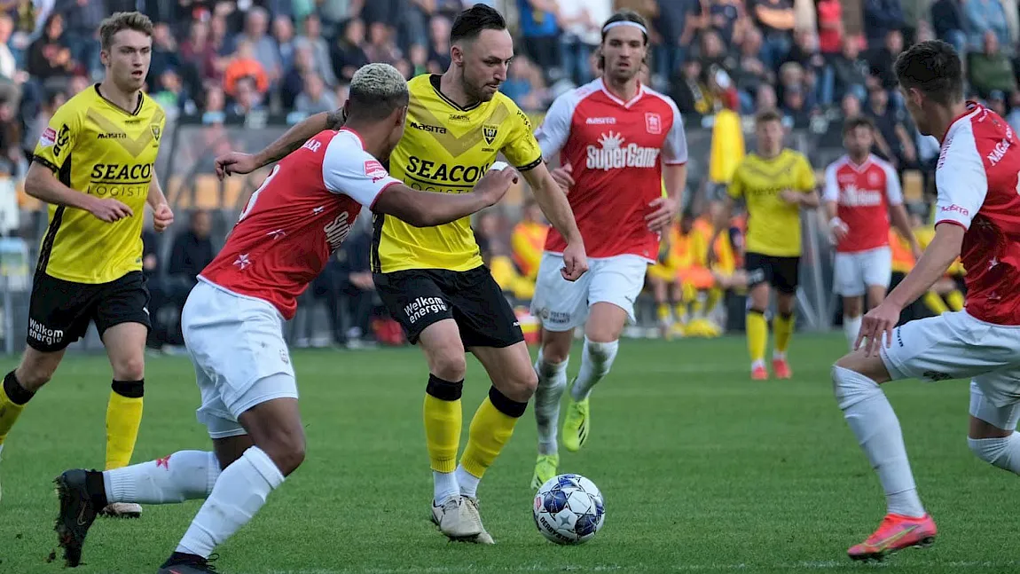vvvmvv-05.jpg