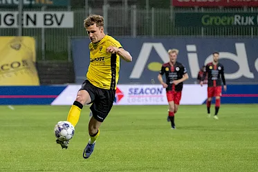 Niek Munsters volgt broer en tekent bij SV Straelen