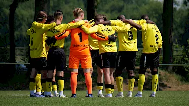Ruime overwinning in Deventer voor VVV-Venlo O21