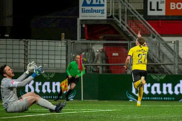 Berden schiet VVV-Venlo ook in Maastricht naar zege in Limburgse derby