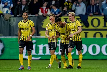 VVV-Venlo plaatst zich voor play-offs met zege op De Graafschap